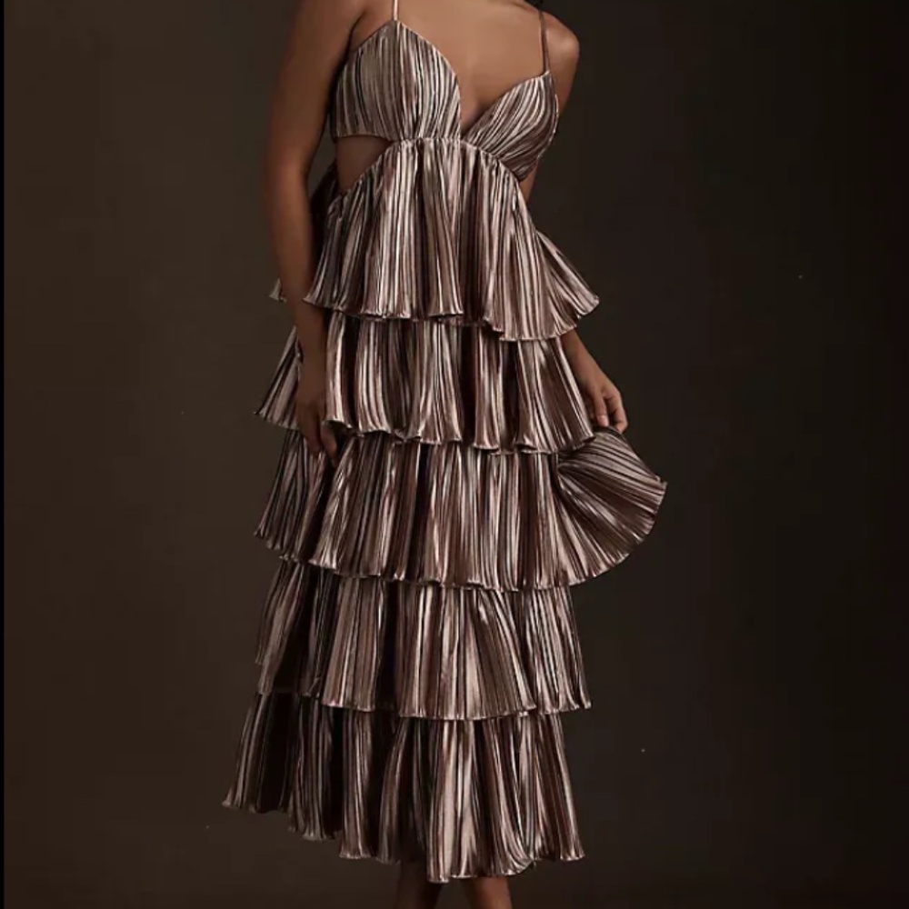 NWT BHLDN by Carly Cushnie Brenna Tiered Pleated V-Neck Cutout Midi Dress